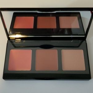 Laura Geller Multitasking Eye Lip Cheek Palette